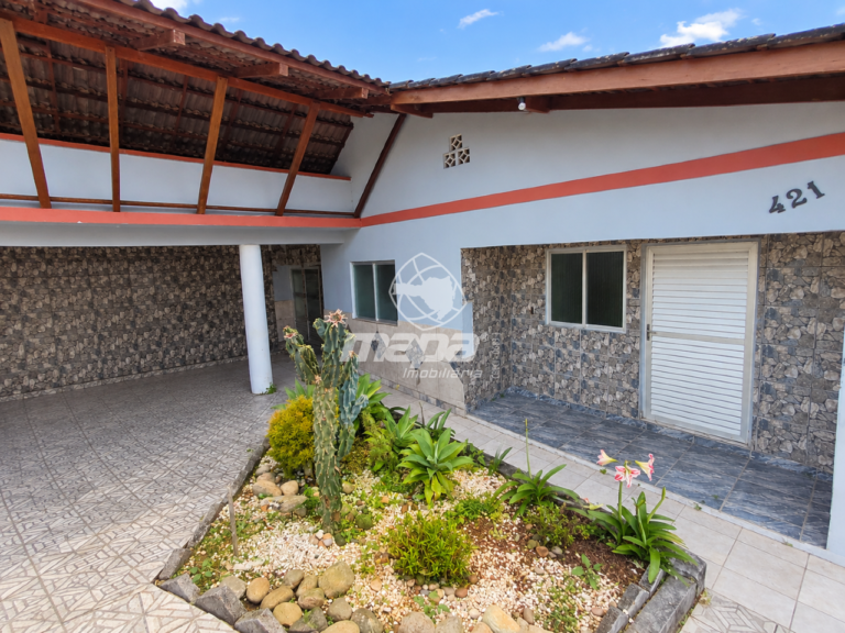 Casa para aluguel no Benedito: Área externa frente
