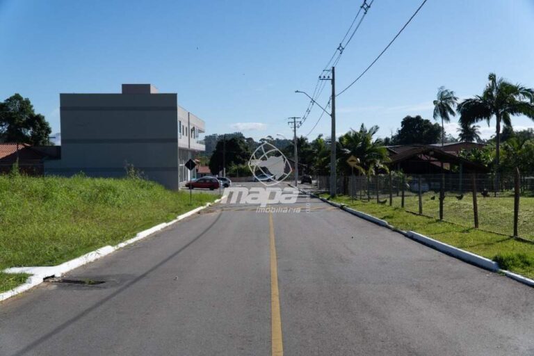 Terreno Urbano à venda no Estrada das Areias: