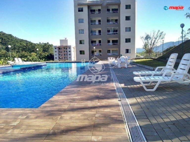 Apartamento para aluguel no Estrada das Areias: Piscina