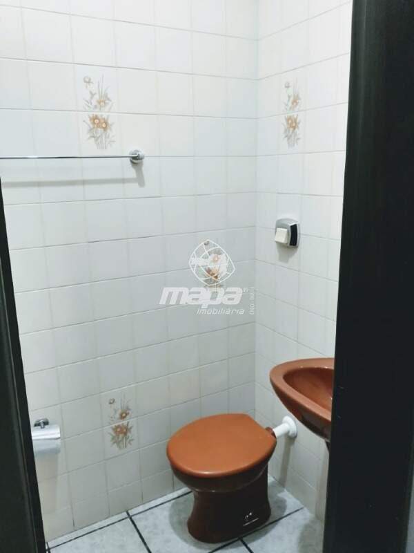 Casa à venda no Araponguinhas: