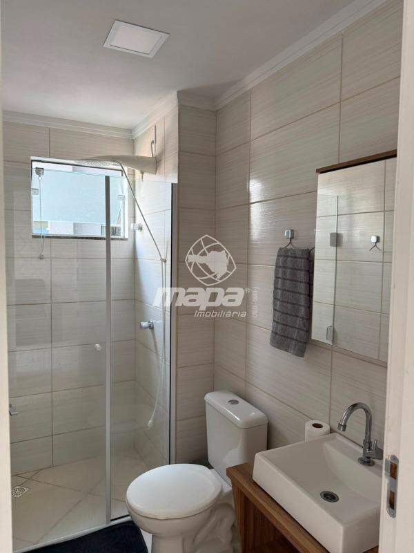 Apartamento para aluguel no Estrada das Areias: Banheiro social