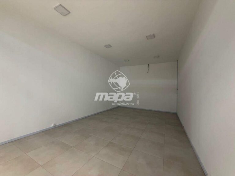 Sala Comercial para aluguel no Centro: Sala verso