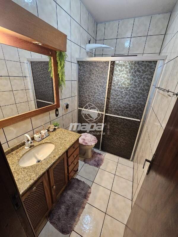 Casa comercial à venda no Capitais :