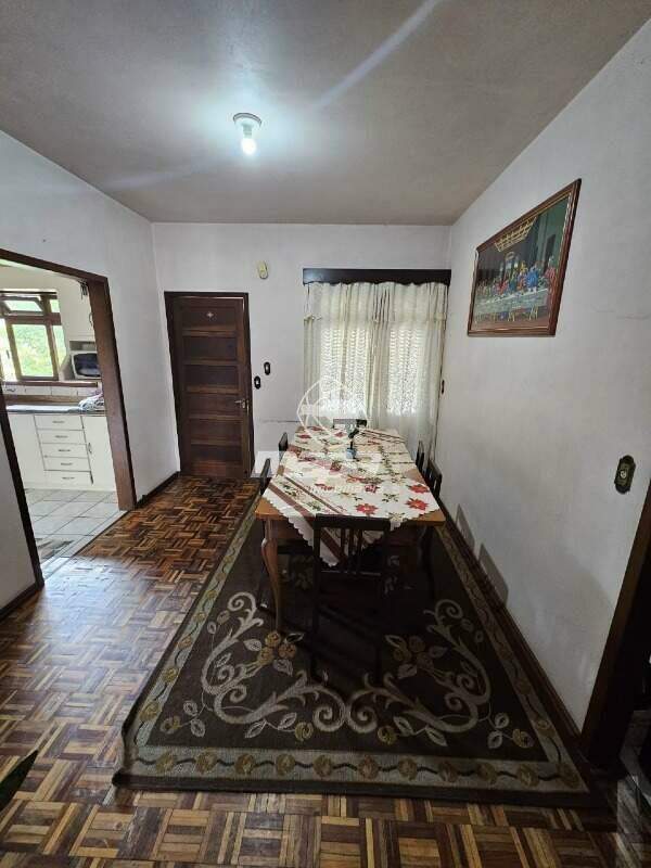 Casa comercial à venda no Capitais :