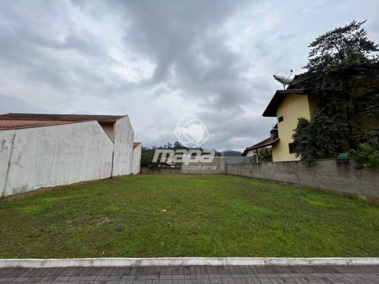 Terreno Urbano à venda no Estados: