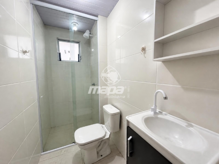 Apartamento à venda no Warnow: Banheiro