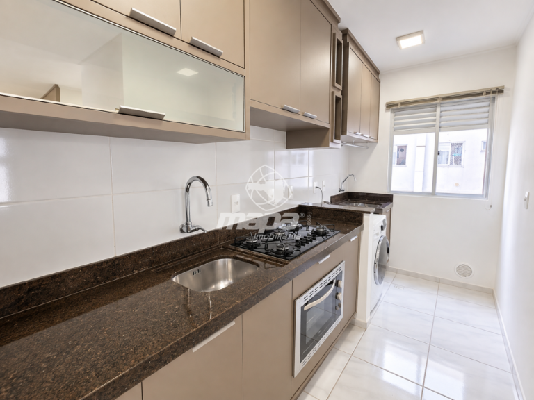 Apartamento para aluguel no Água Verde: Cozinha